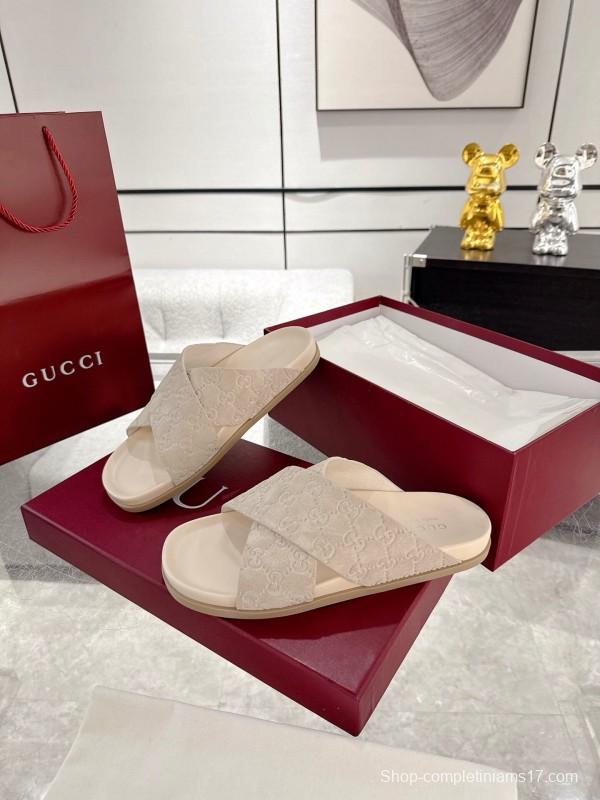 2025 Unisex Gucci Beige Suede Slippers Double G Embossed AS00240