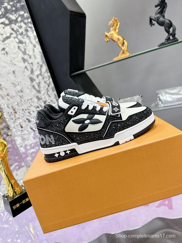 2025 Unisex Louis Vuitton Black White Leather Canvas Plimsolls Handmade Rhinestones AS00400