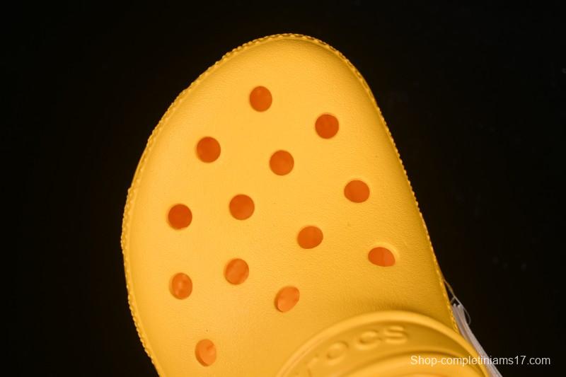 Crocs Classic Two-Way Beach Clog Sandals - B.D4