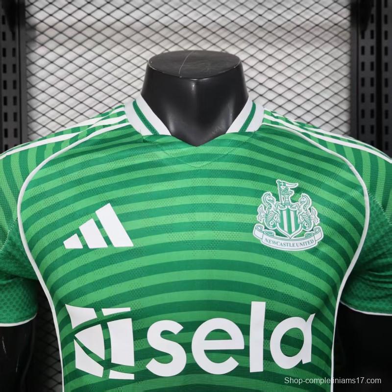 Player Version 25/26 Newcastle United Away Green Jersey