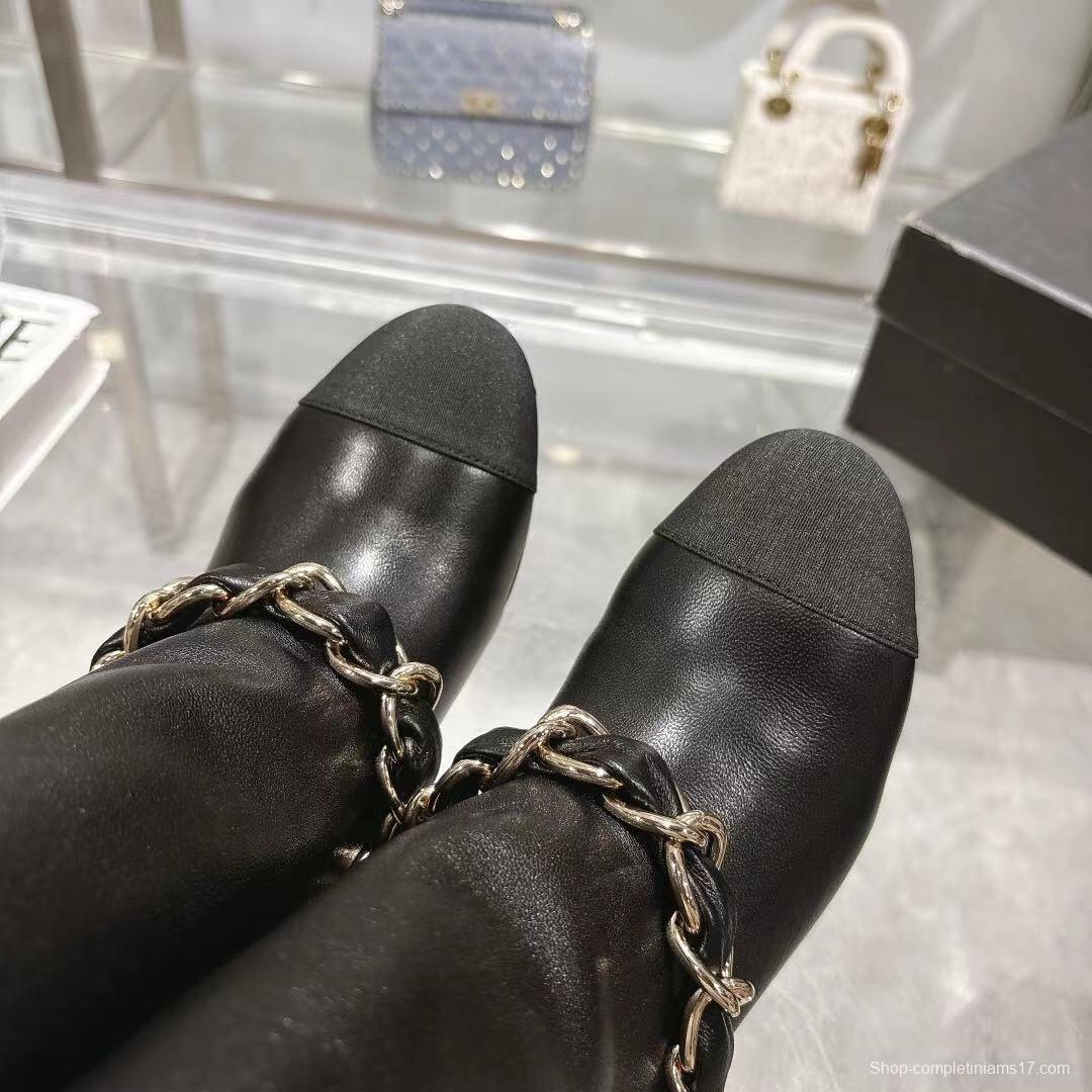 Chanel 2025/SS Chain Accent Block Heel Boots - LY00410