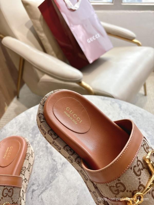 Gucci 8356-8 Women's Sandals with Horsebit Detail and Gold Hardware