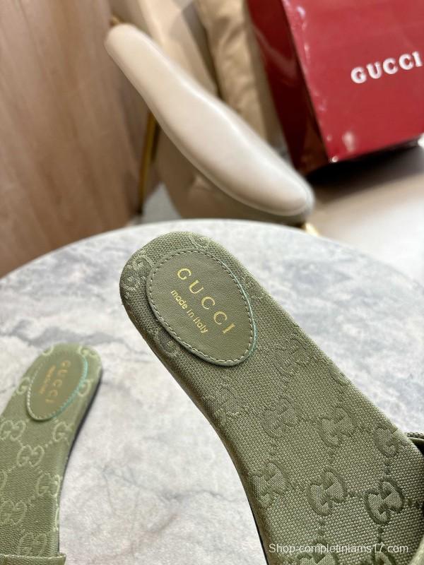 Gucci 2025/SS Leather Mule Sandals with Light Gold Horsebit Detail - LY00280