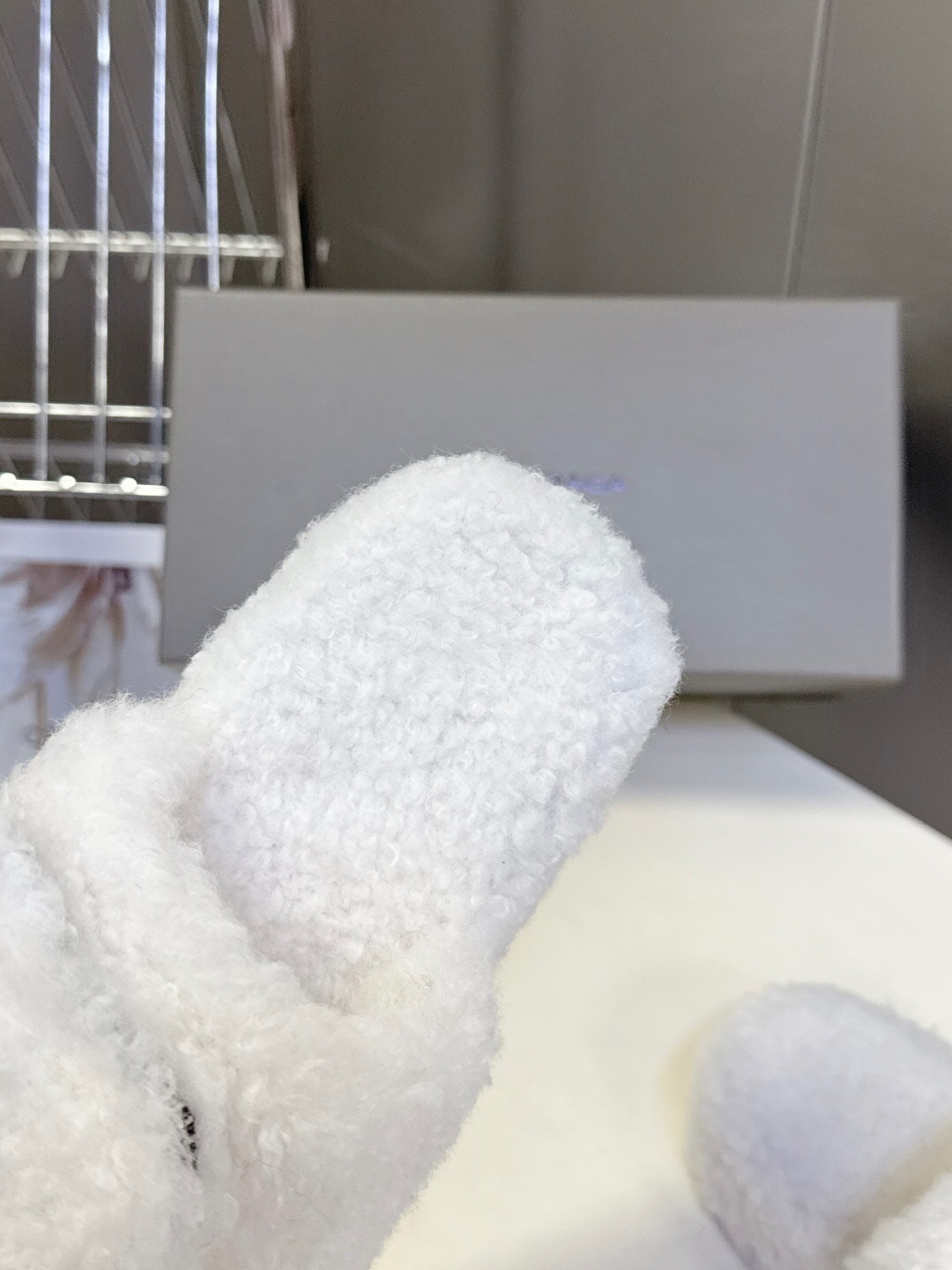 Balenciaga 2025 SS Couple Edition Coca-Cola Fur Slides - KFY00230