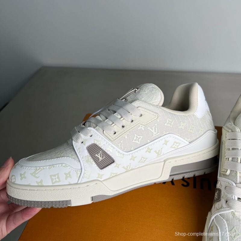 Louis Vuitton 2025 SS Replica Luxury Sneakers with Imported Calfskin and Signature Logo - YC