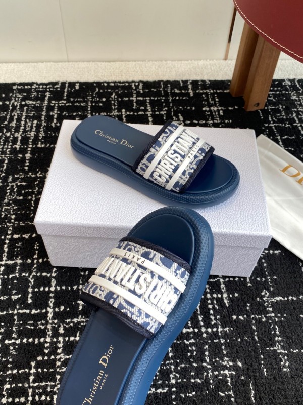 Dior Spring Summer 2025 Latest Ultra-Light Foam Sole Beach Sandals - KFY00260
