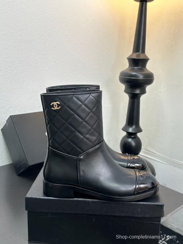 Chanel 2025/SS Short Boots Essential Fall Winter Item - LY00420
