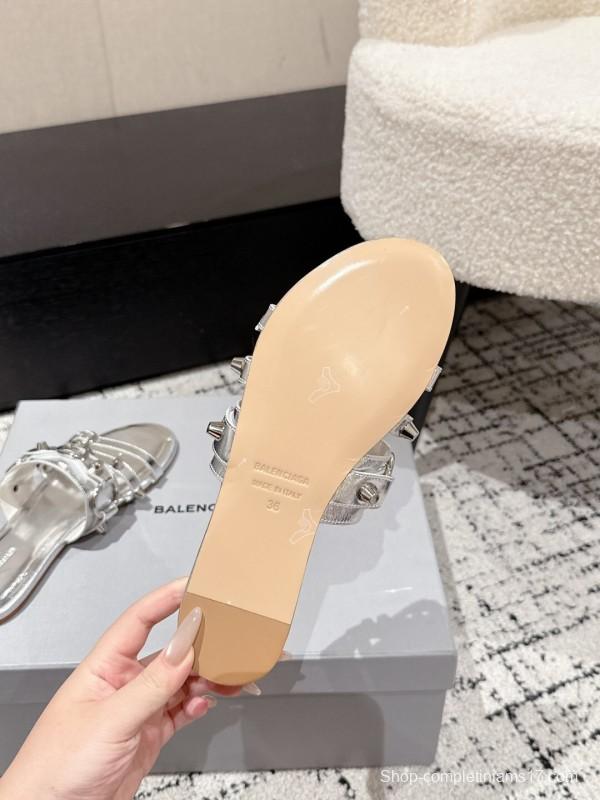 Balenciaga Cagole Metal Studs Sandals Series - KFY00260