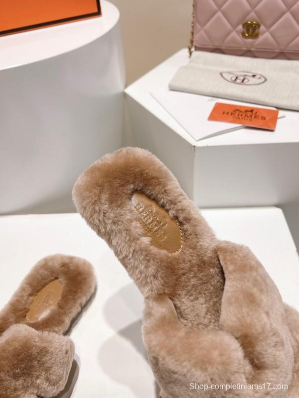 Hermès 2025 SS Love Fur Slippers Flat Sole - LY00240