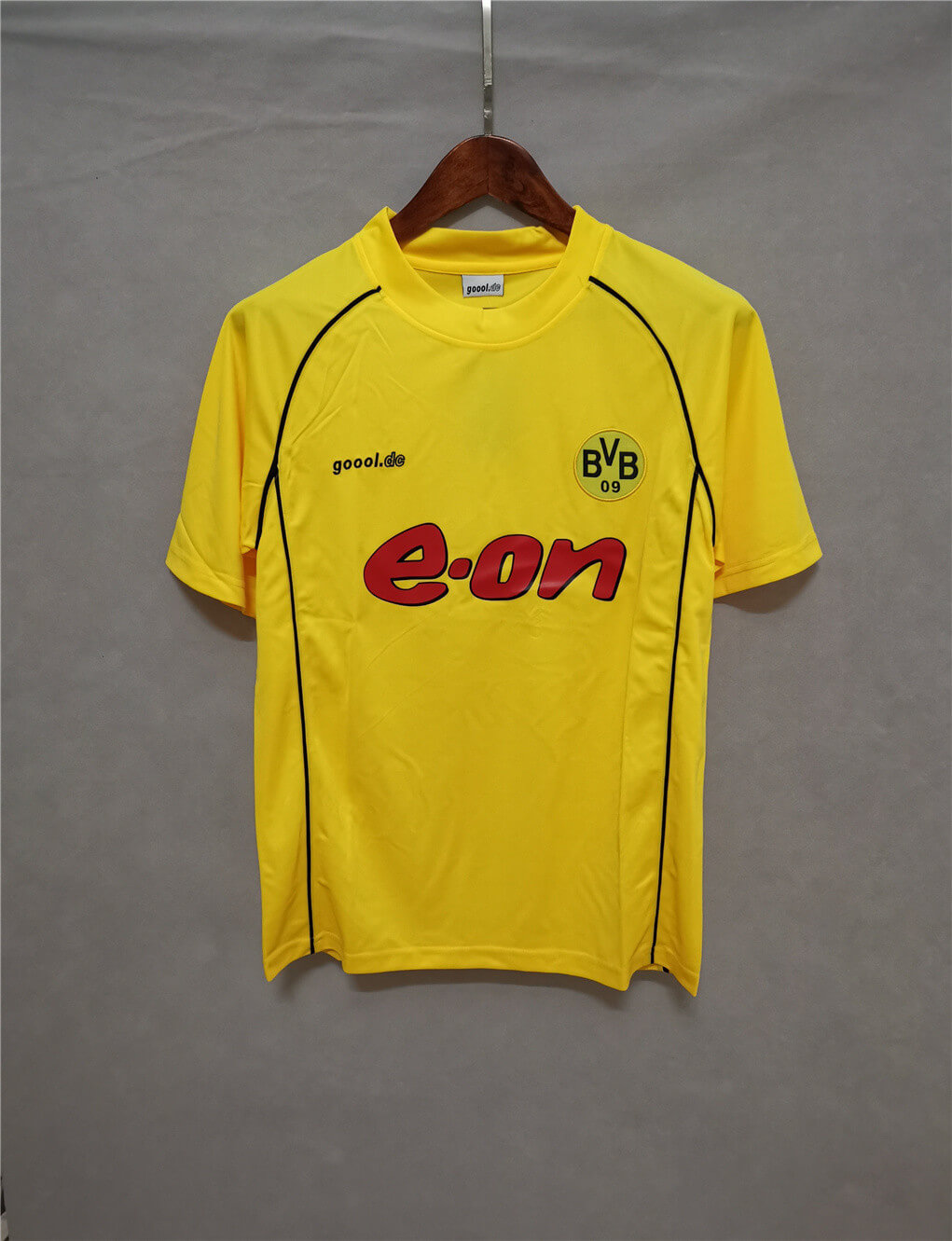 Retro 01/02 Borussia Dortmund Champions League Jersey